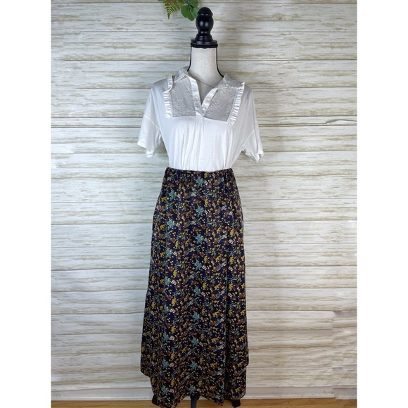 Niko and… Navy Blue Floral Satin Feel Maxi Skirt - Picture 3 of 4